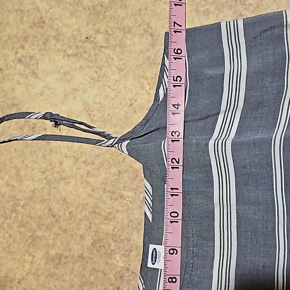 Old Navy| Gray Blue Ruffled Tank Blouse - Picture 6 of 8